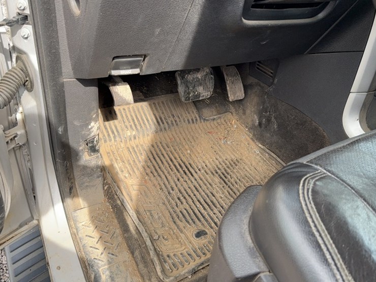 2014-ford-f150-image-19