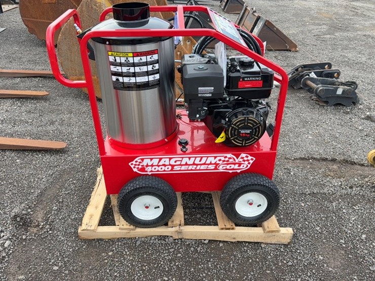 #2025-•-magnum-4000-series-pressure-washer-image-3