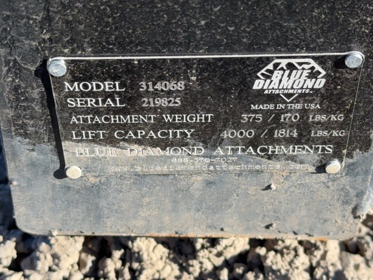 #2045-•-blue-diamond-48"-skid-steer-pallet-forks-image-4