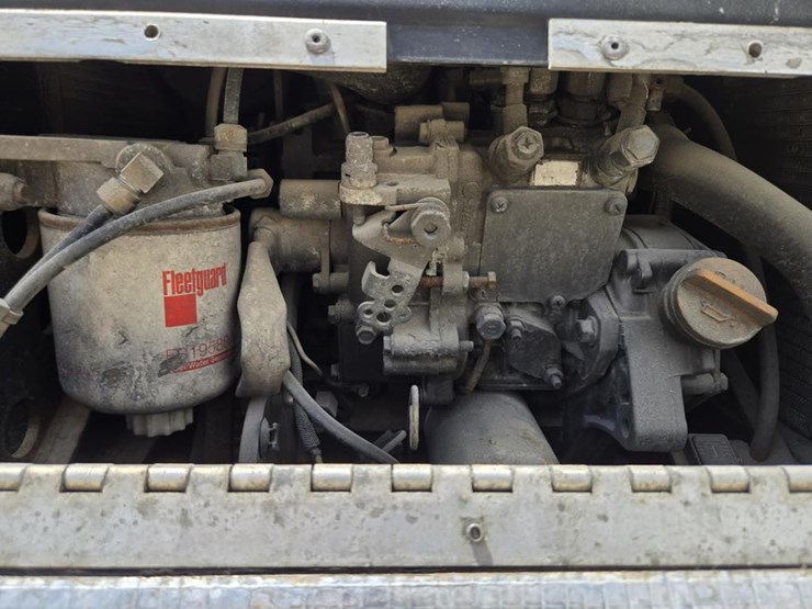 2018-kenworth-t680-image-9