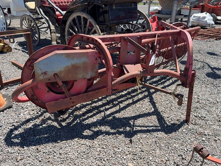 massey-ferguson-3-image-2