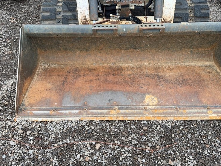 2018-bobcat-t740-image-4