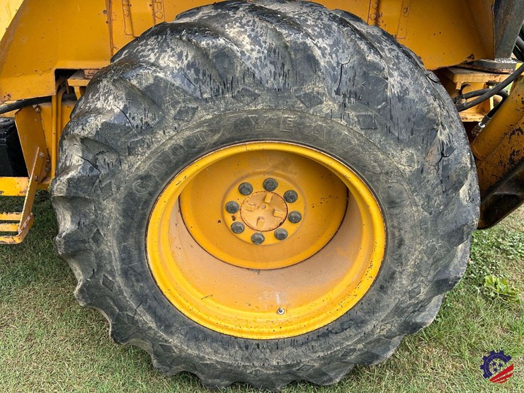 1989-john-deere-310-image-12