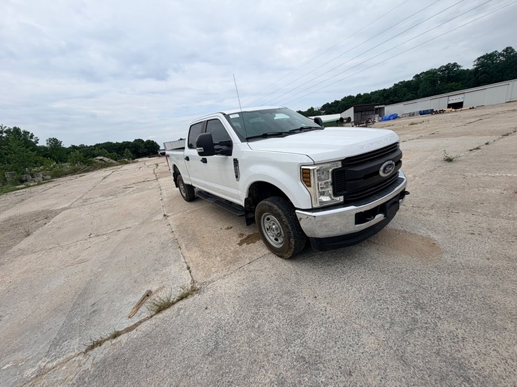 2019-ford-f250-image-15