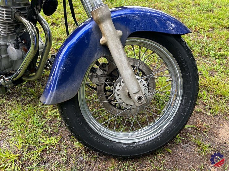2007-suzuki-gz250-motorcycle-image-13