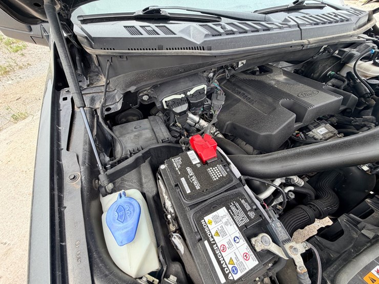 2019-ford-f150-image-30