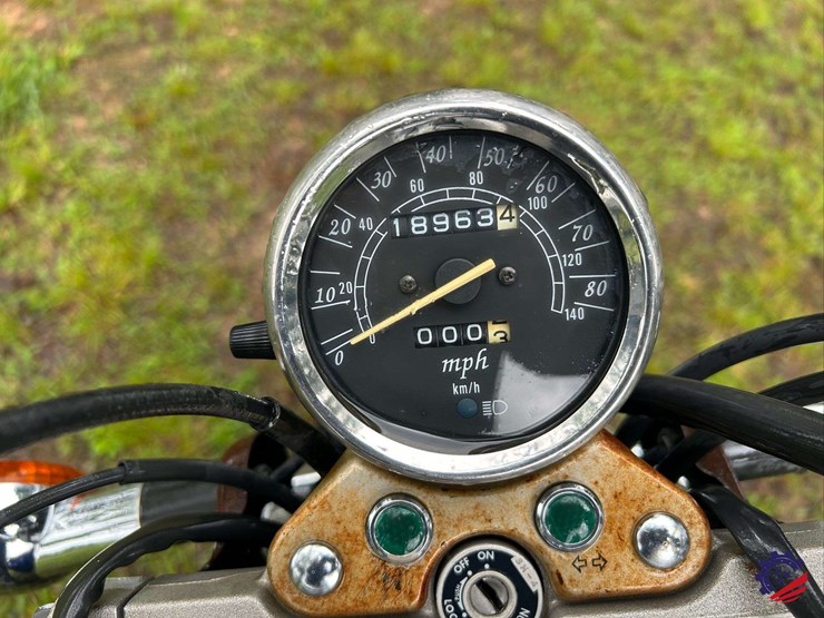 2007-suzuki-gz250-motorcycle-image-17