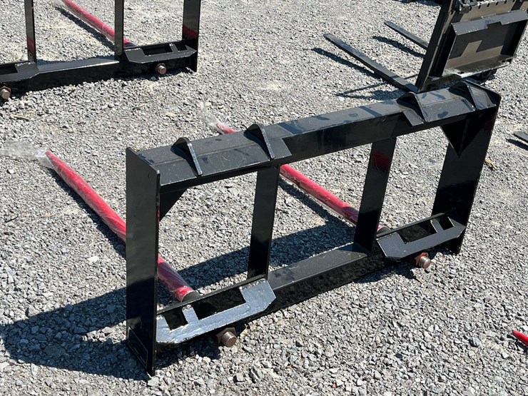 unused-2026-future-ft-bf47-skid-steer-bale-fork-attachment-image-3