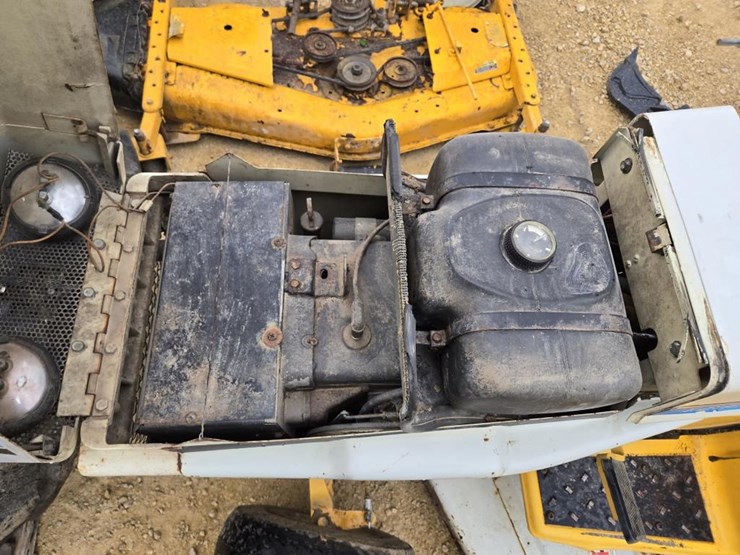 cub-cadet-1650-image-6