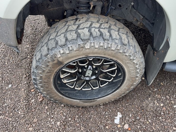 2019-ford-f150-image-13