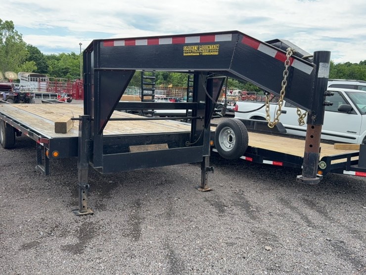 #3009-•-2021-carry-on-25'-gooseneck-trailer-image-2