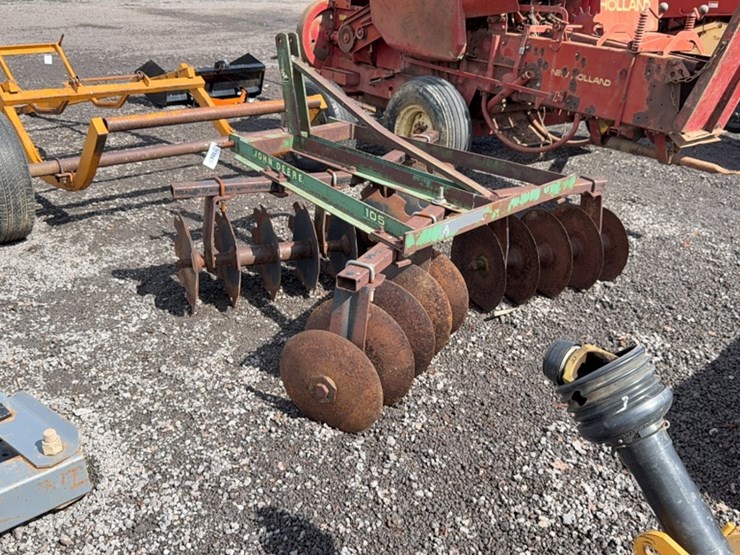 john-deere-7-image-4