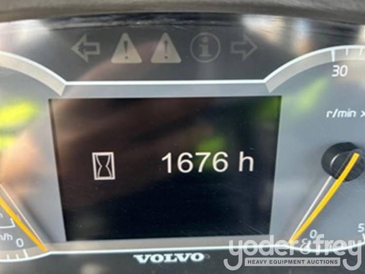 2023-volvo-a25g-image-5