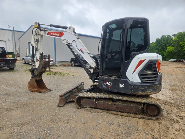 2022-bobcat-e42-image-6