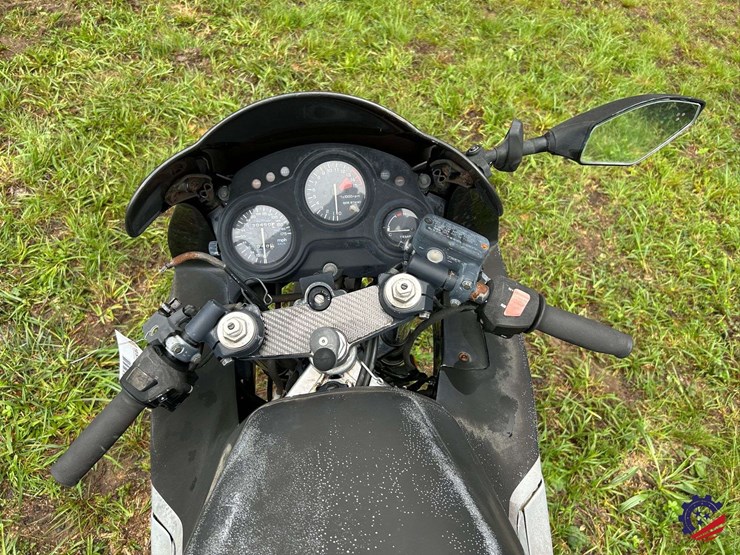 1994-honda-cbr600f-motorcycle-image-21