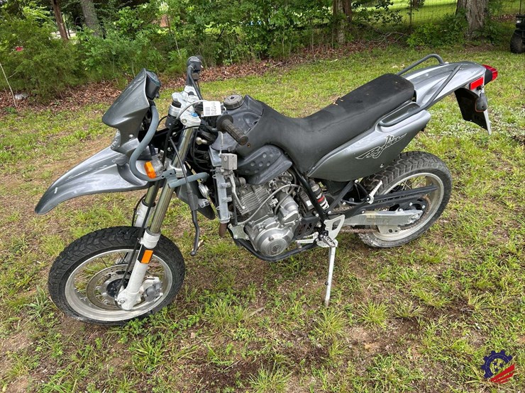 mz-muz-660e-motorcycle-image-1