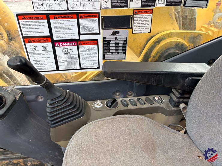 2014-komatsu-pc360-lc-10-image-99