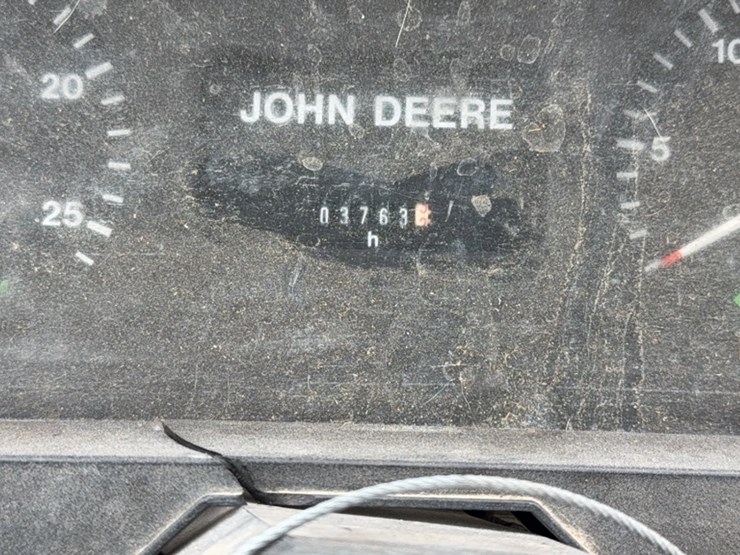 john-deere-6400-image-18