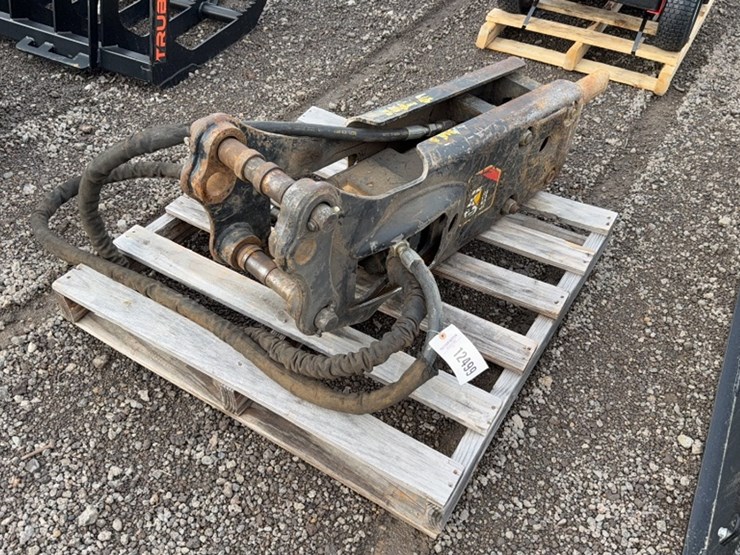 #2056-•-cat-excavator-hyd-breaker-image-3