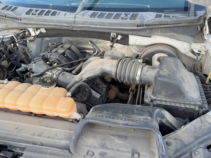 2016-ford-f150-image-21