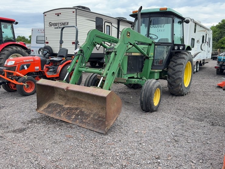 john-deere-2355-image-1