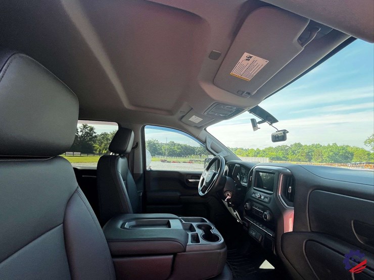 2019-chevrolet-silverado-truck-image-57