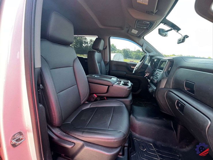 2019-chevrolet-silverado-truck-image-55