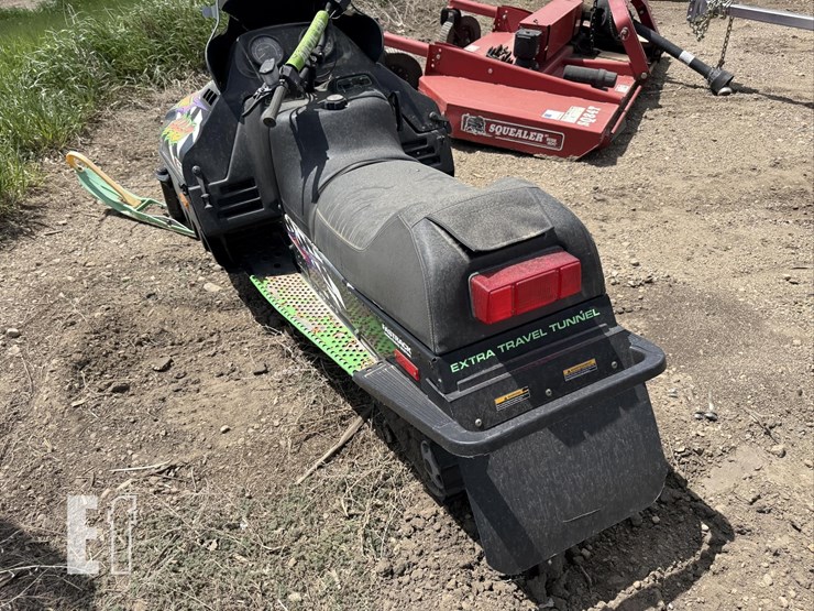arctic-cat-z440-image-5