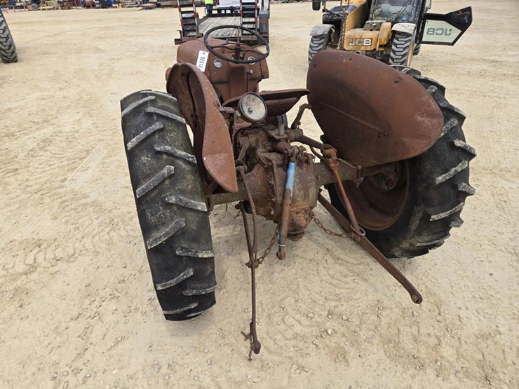 ford-8n-image-5