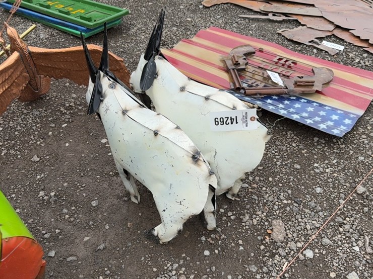 #6074-•-qty(2)-metal-goats-image-2