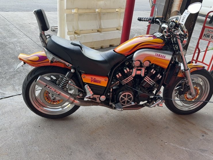 2000-custom-25-image-4
