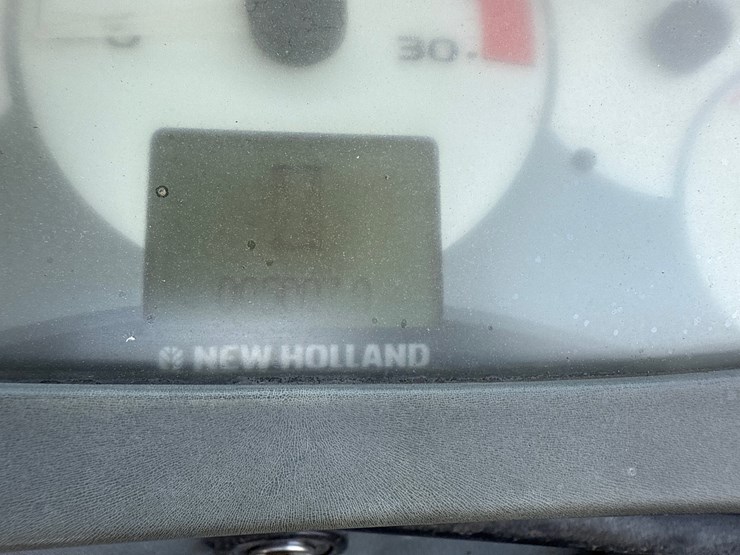 2009-new-holland-b95b-image-50