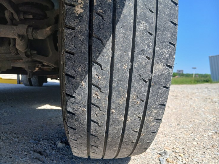 2009-ford-e450-image-86