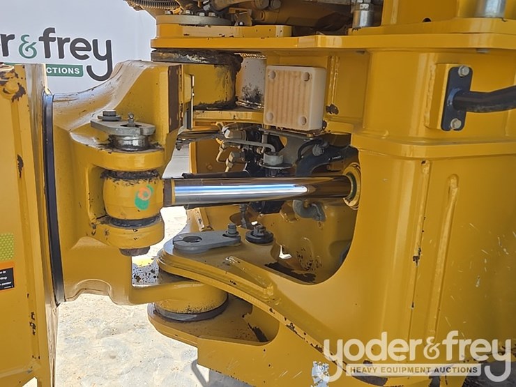 2023-deere-260e-image-19