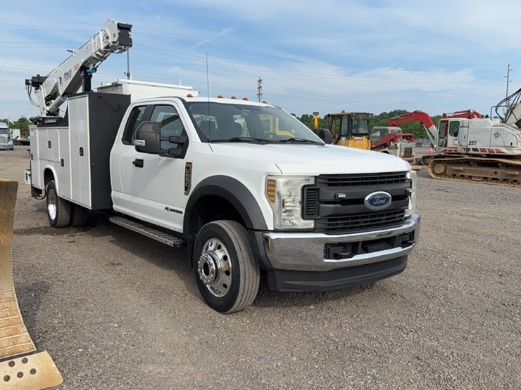 2019-ford-f550-image-3
