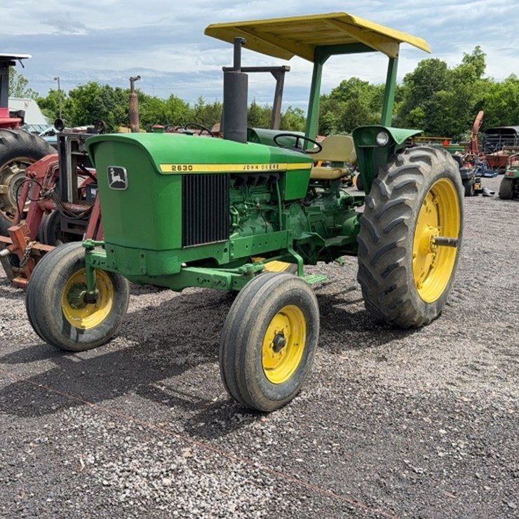 JOHN DEERE 2630