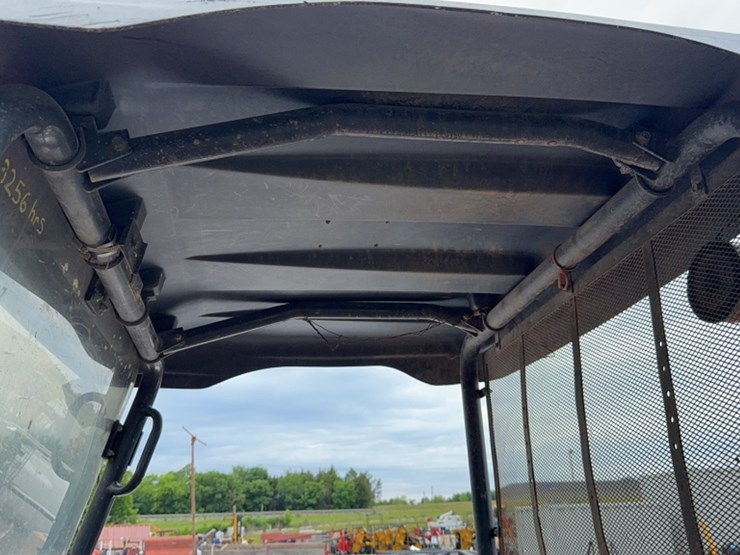 kubota-rtv900-image-7