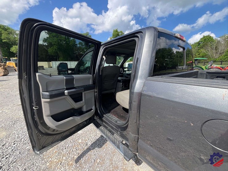 2016-ford-f150-xlt-image-65