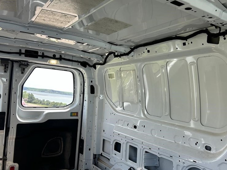 2018-ford-transit-image-39