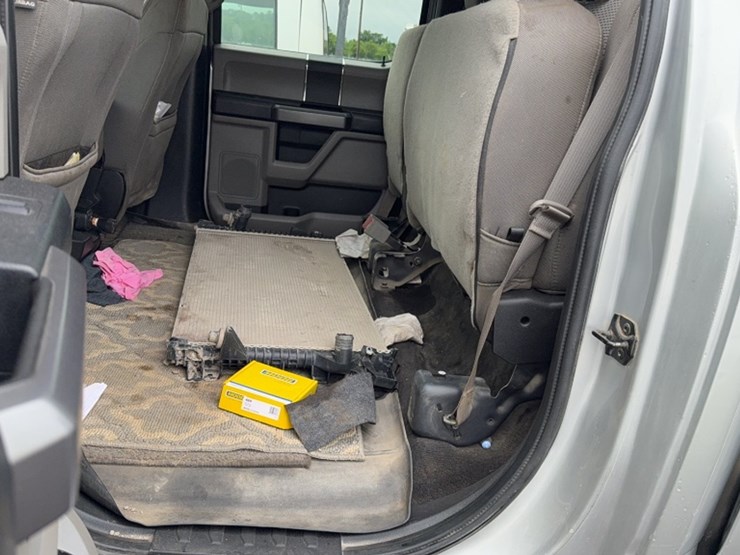 2019-ford-f150-image-15