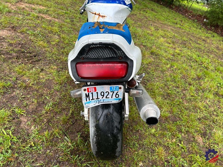 1995-suzuki-gsx-r750w-motorcycle-image-12
