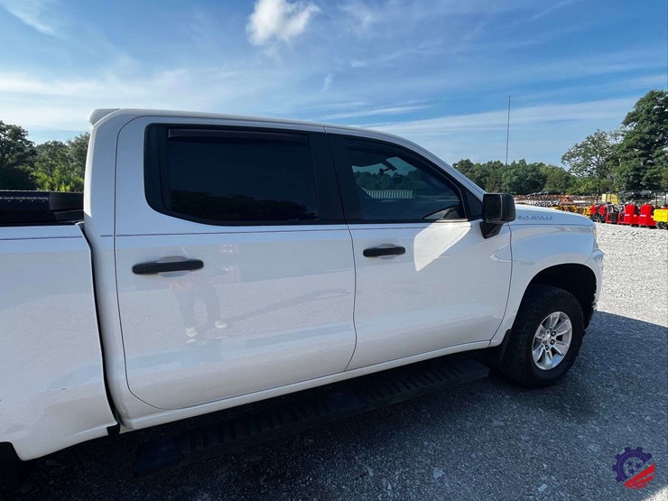 2019-chevrolet-silverado-truck-image-34