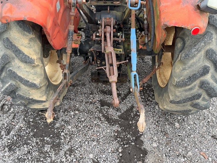#3072-•-yanmar-276d-tractor-image-10