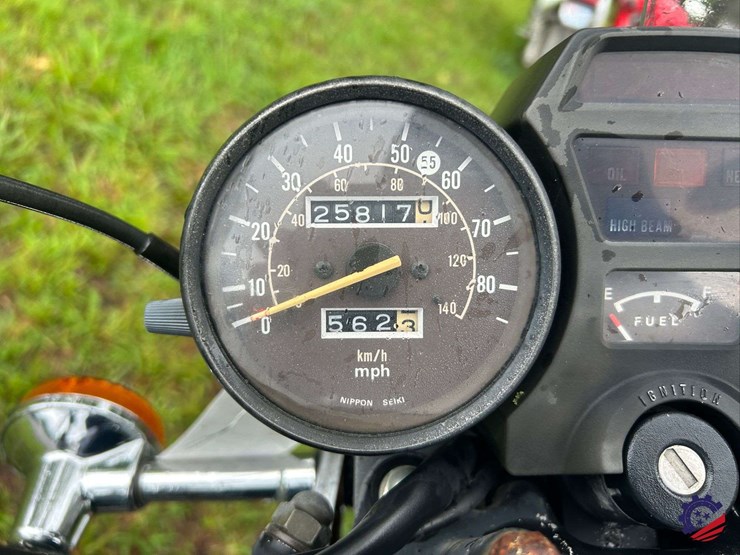 2008-suzuki-gs550e-motorcycle-image-21