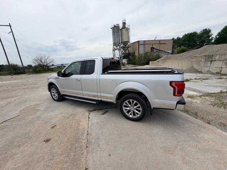 2017-ford-f150-image-9
