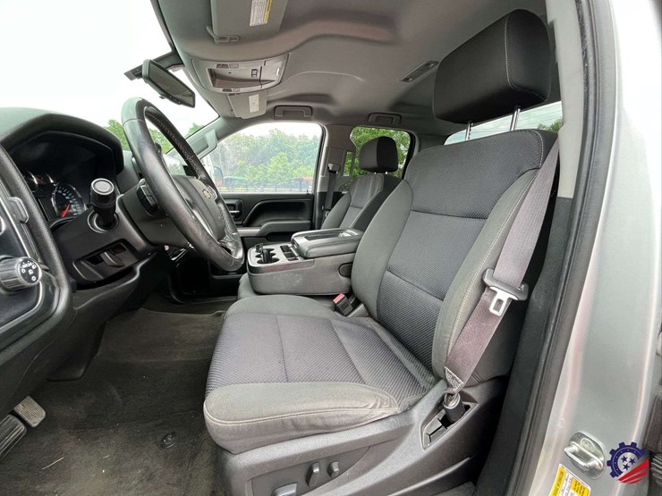 2017-chevrolet-silverado-lt-pickup-truck-image-81