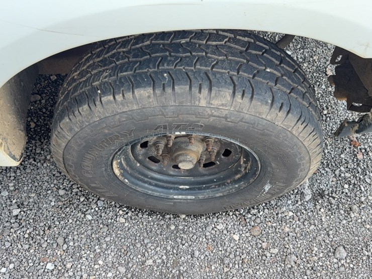 2001-ford-f350-image-4