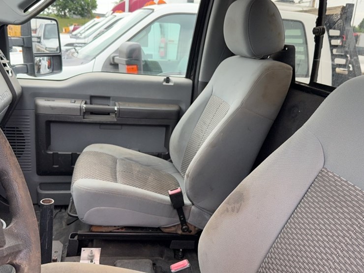 2012-ford-f450-image-14