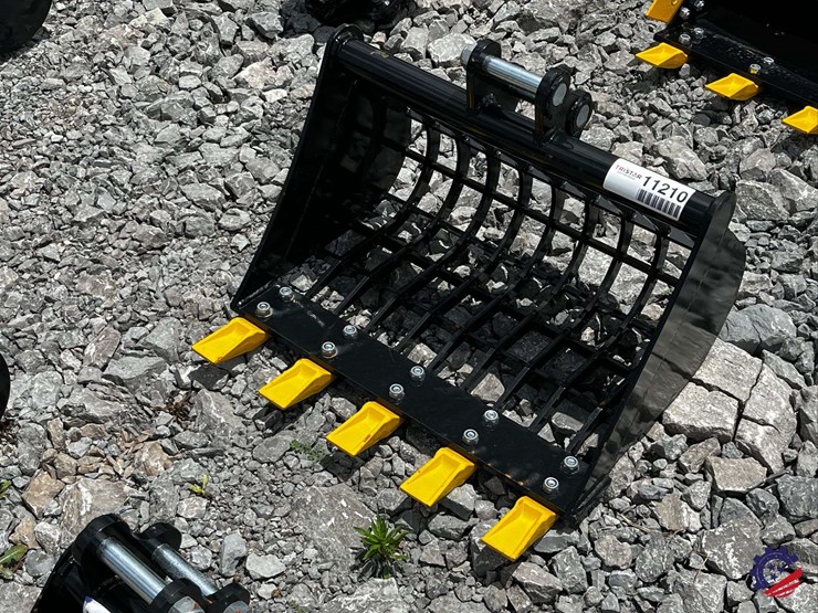 unused-2026-ce-24in-grid-bucket-image-3