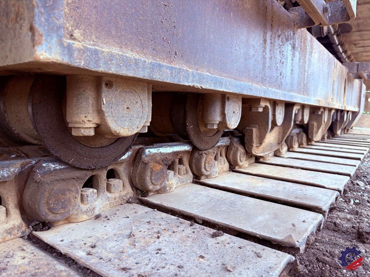 2014-komatsu-pc360-lc-10-image-45
